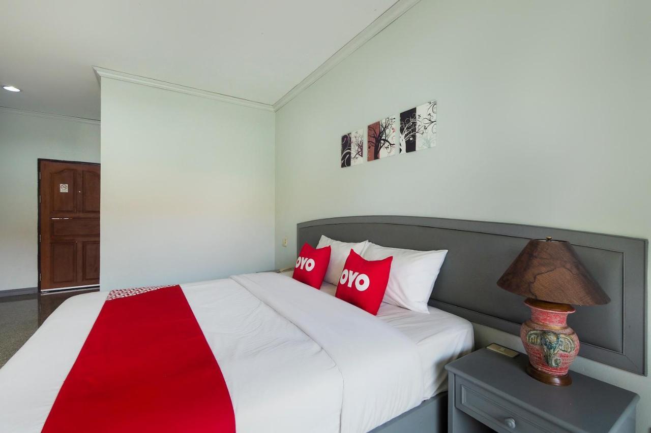 צ'יאנג ריי Oyo 859 Golden Land Hotel מראה חיצוני תמונה