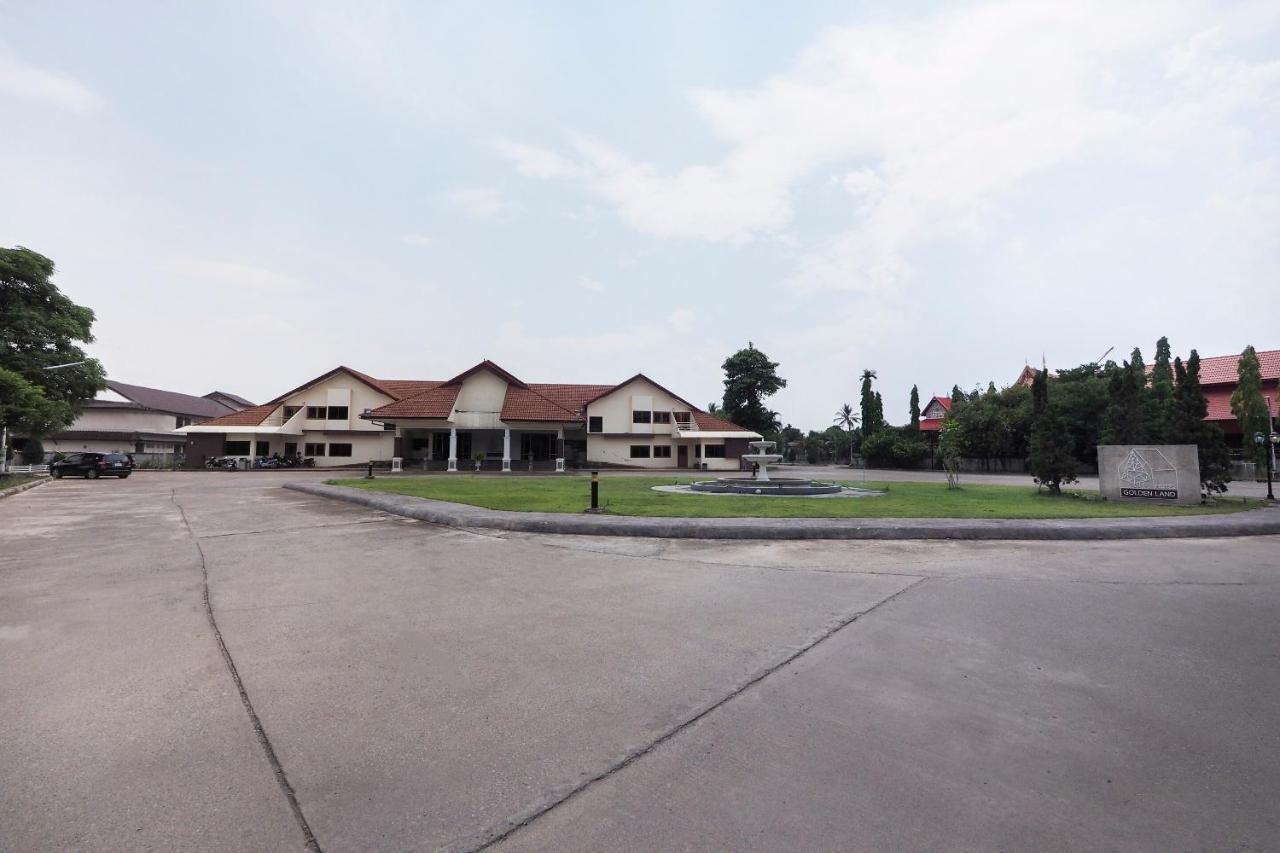צ'יאנג ריי Oyo 859 Golden Land Hotel מראה חיצוני תמונה