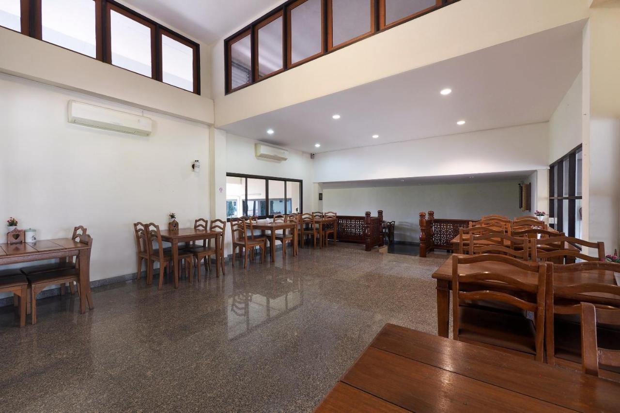 צ'יאנג ריי Oyo 859 Golden Land Hotel מראה חיצוני תמונה
