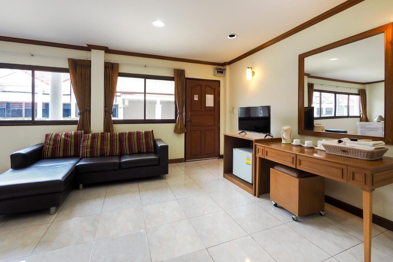 צ'יאנג ריי Oyo 859 Golden Land Hotel מראה חיצוני תמונה