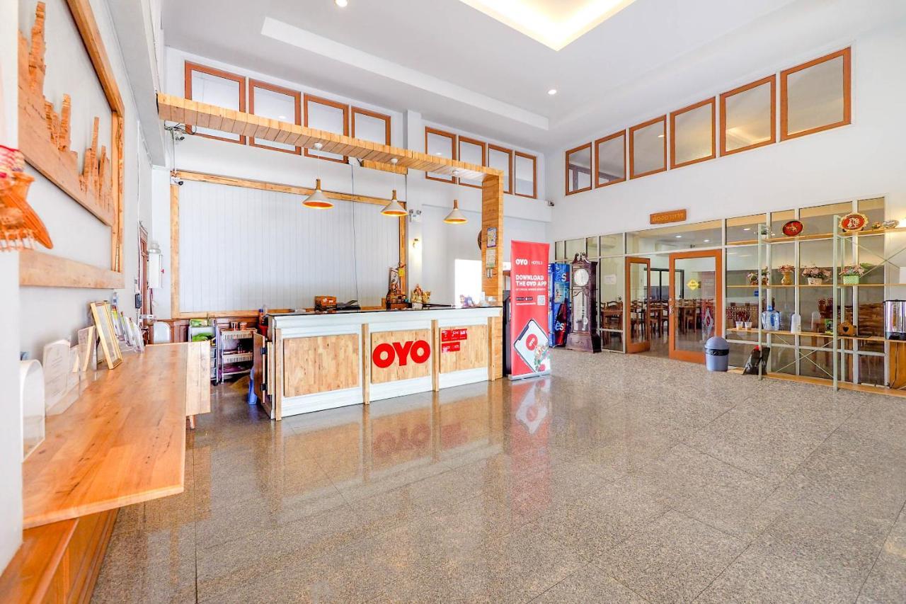 צ'יאנג ריי Oyo 859 Golden Land Hotel מראה חיצוני תמונה